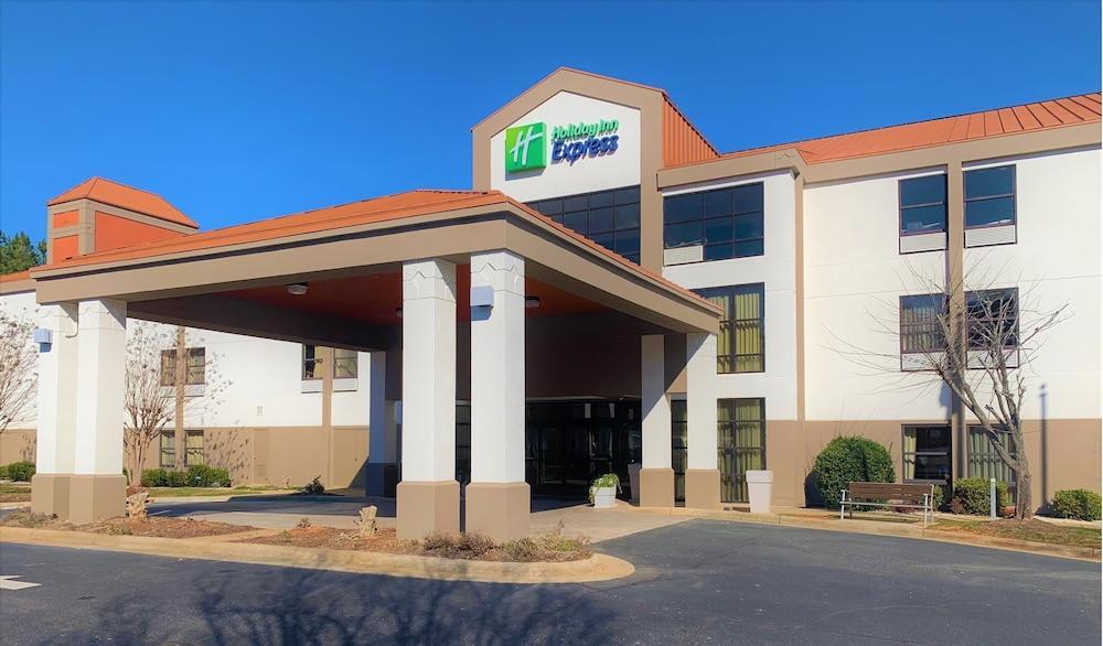 Holiday Inn Express Hillsborough-Durham Area By Ihg Dış mekan fotoğraf