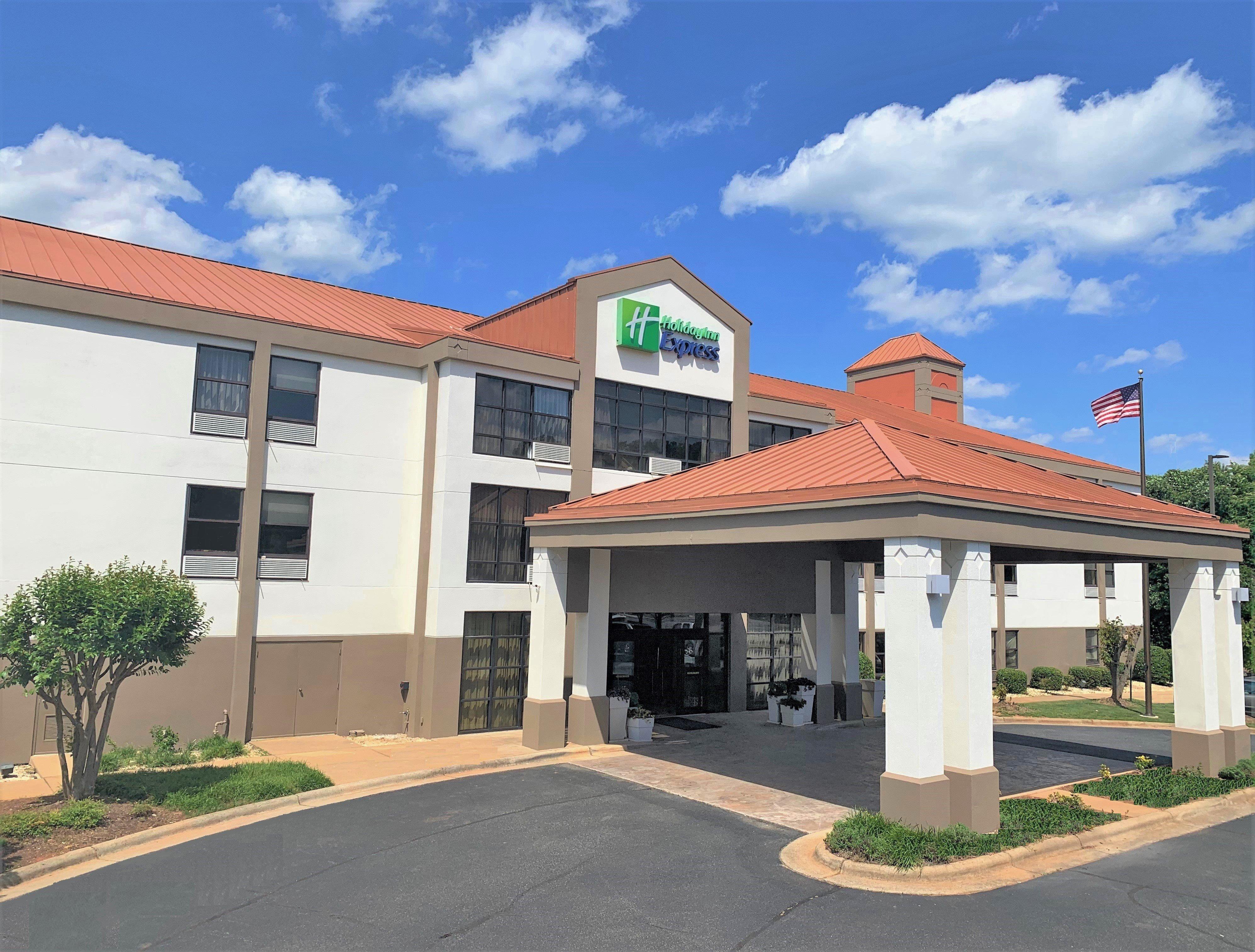 Holiday Inn Express Hillsborough-Durham Area By Ihg Dış mekan fotoğraf