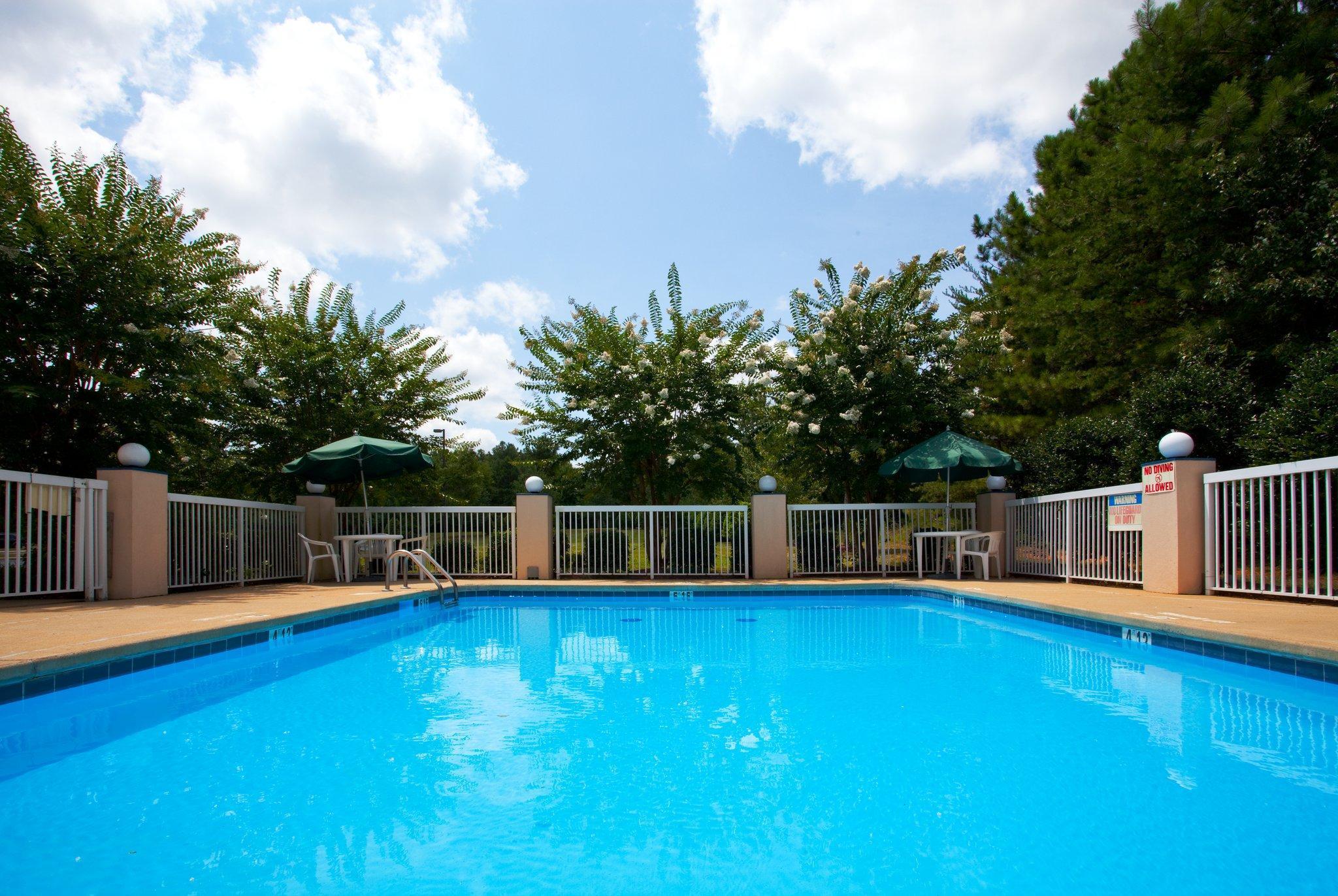 Holiday Inn Express Hillsborough-Durham Area By Ihg Dış mekan fotoğraf